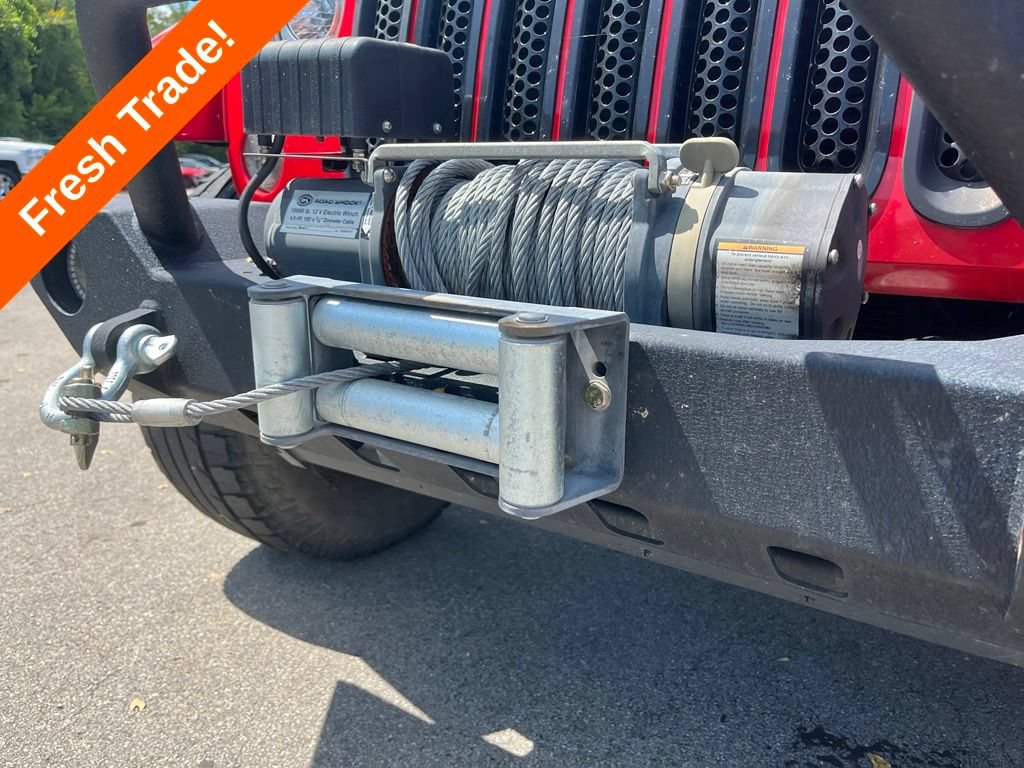 Used 2017 Jeep Wrangler Unlimited Rubicon AWD/4WD image 5