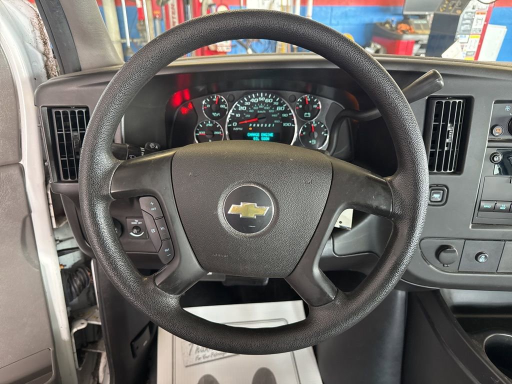 Used 2014 Chevrolet Express 1500 image 14