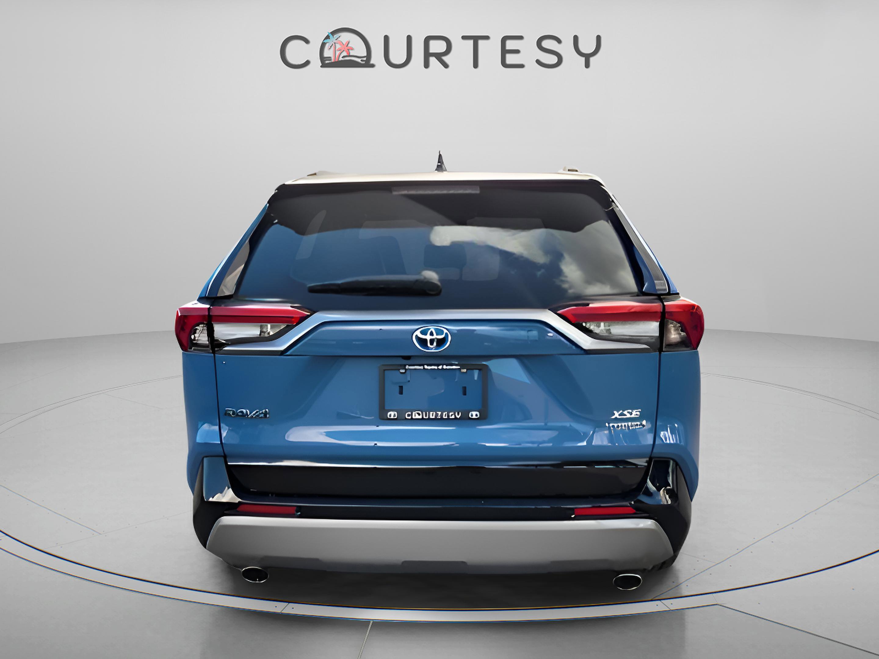 Used 2023 Toyota RAV4 XSE image 7