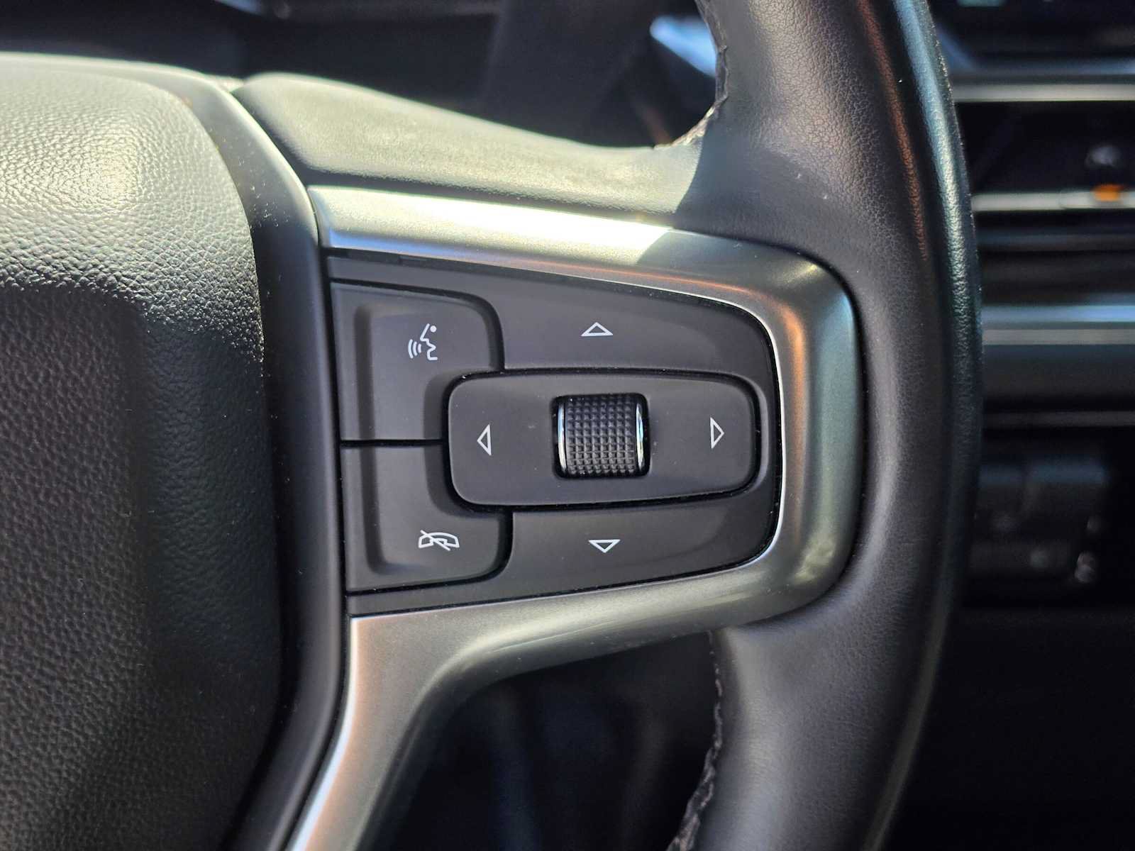 Used 2024 Chevrolet Silverado 1500 LT w/ Safety Package AWD/4WD image 31