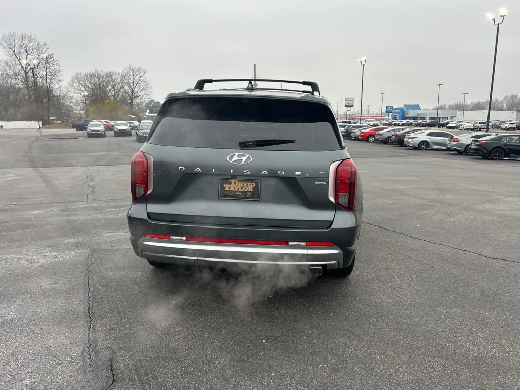 Used 2023 Hyundai Palisade Calligraphy image 5
