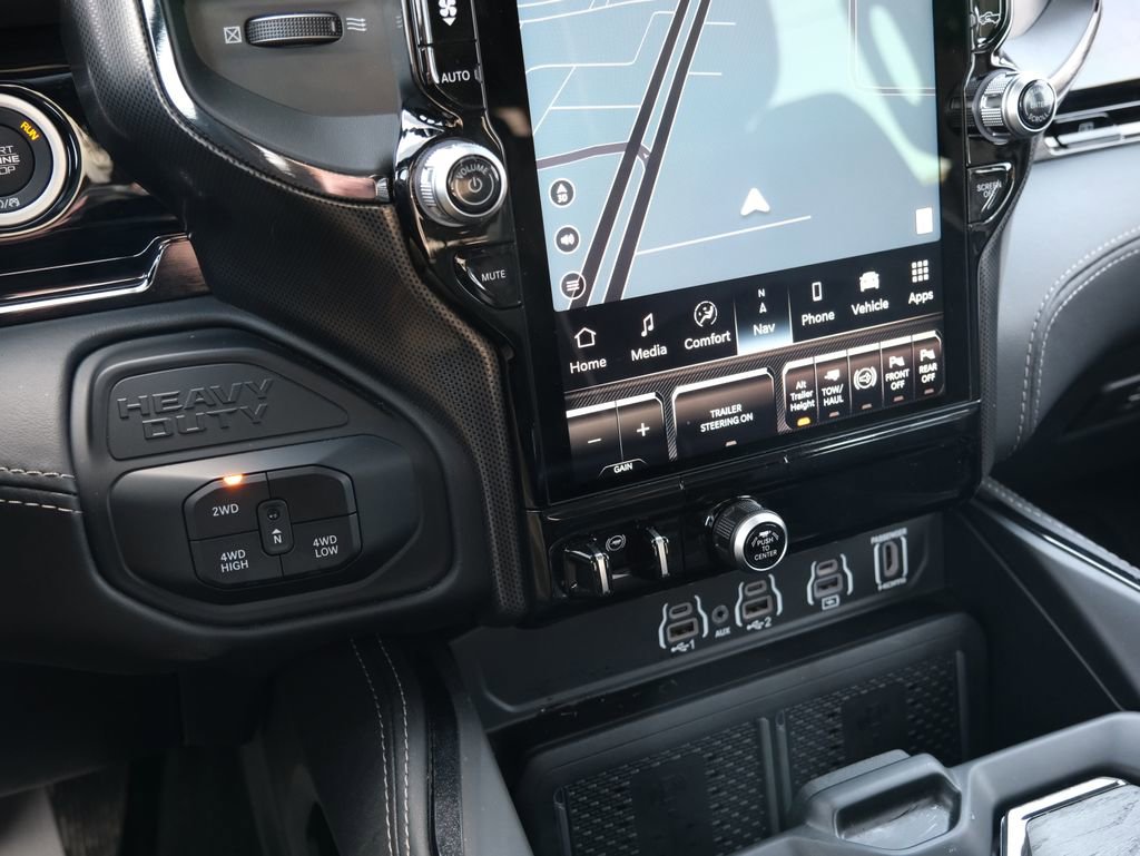 Used 2025 RAM 3500 Limited image 24