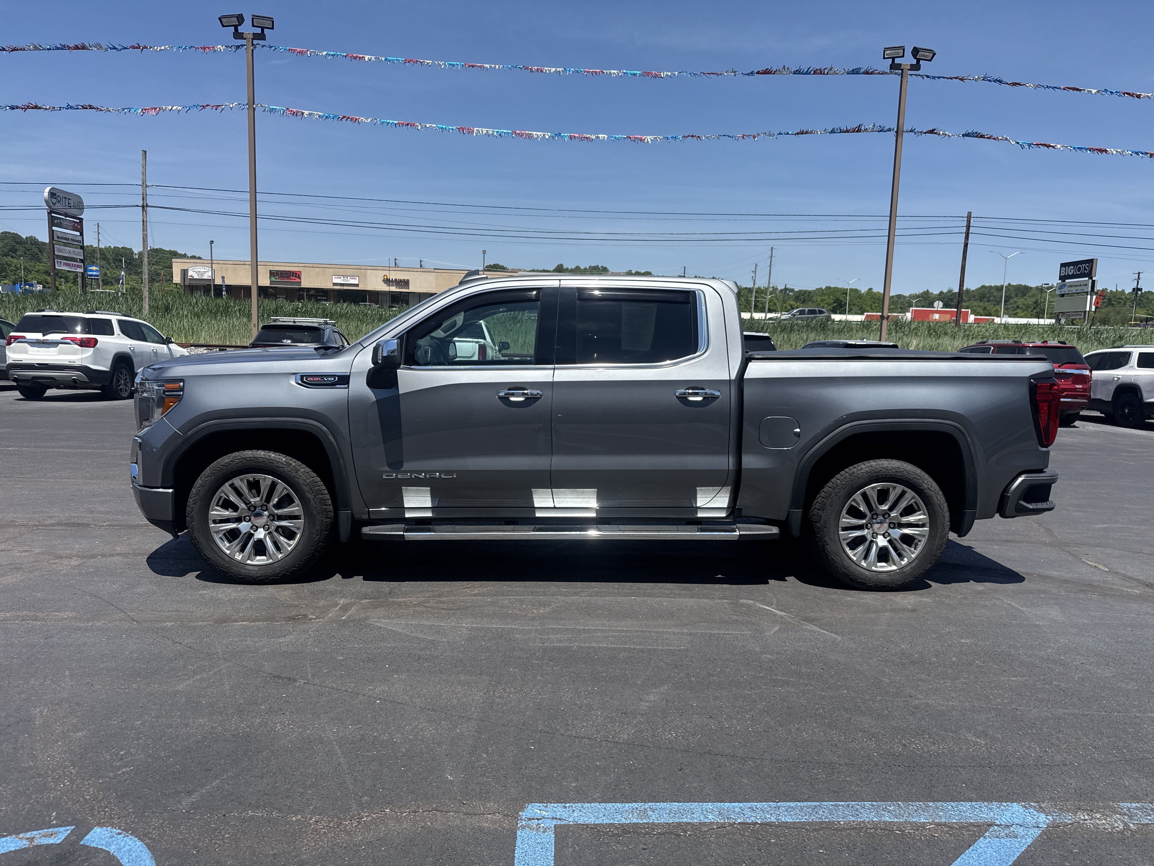 Used 2019 GMC Sierra 1500 Denali AWD/4WD image 9