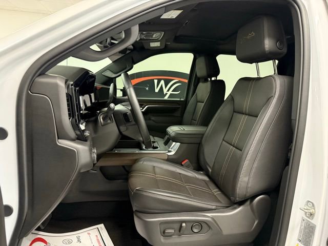 Used 2025 Chevrolet Silverado 2500 High Country w/ Technology Package image 12