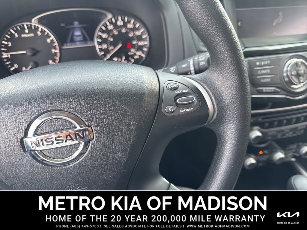 Used 2020 Nissan Pathfinder S image 18