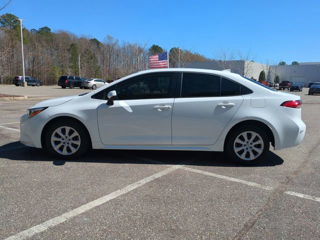 Used 2023 Toyota Corolla LE FWD image 7