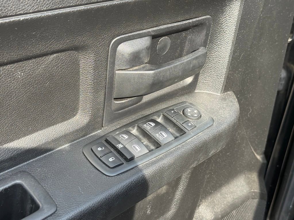 Used 2014 RAM 1500 Express w/ Black Ram 1500 Express Group AWD/4WD image 12