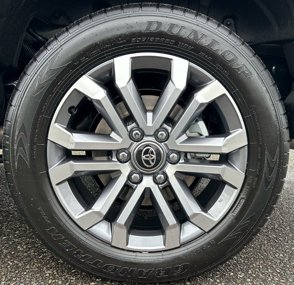 New 2026 Toyota 4Runner Limited AWD/4WD image 27