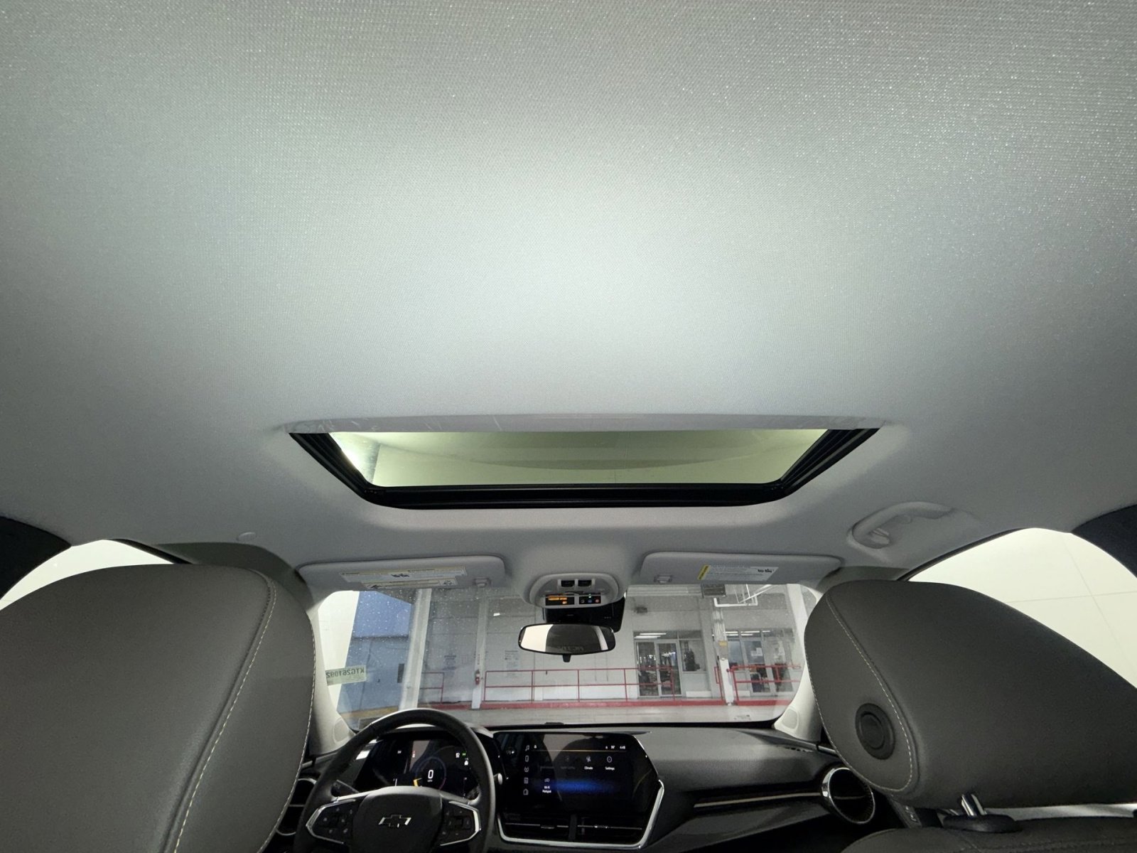 New 2026 Chevrolet Trax ACTIV w/ Sunroof Package image 24