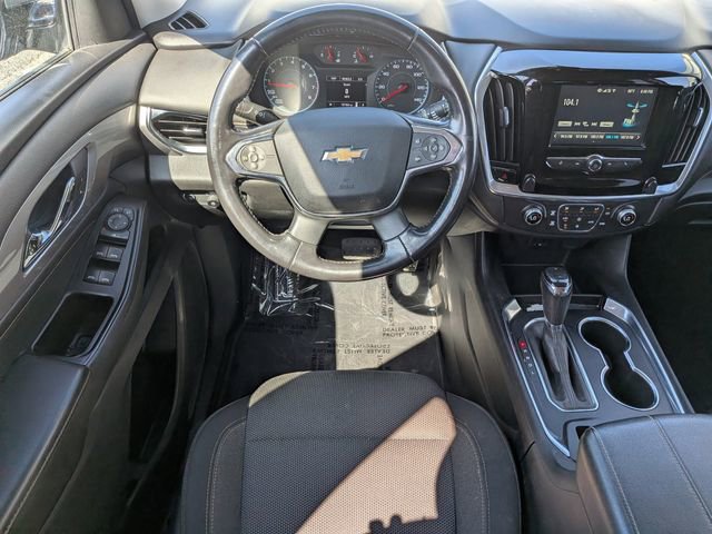Used 2019 Chevrolet Traverse LT FWD image 16