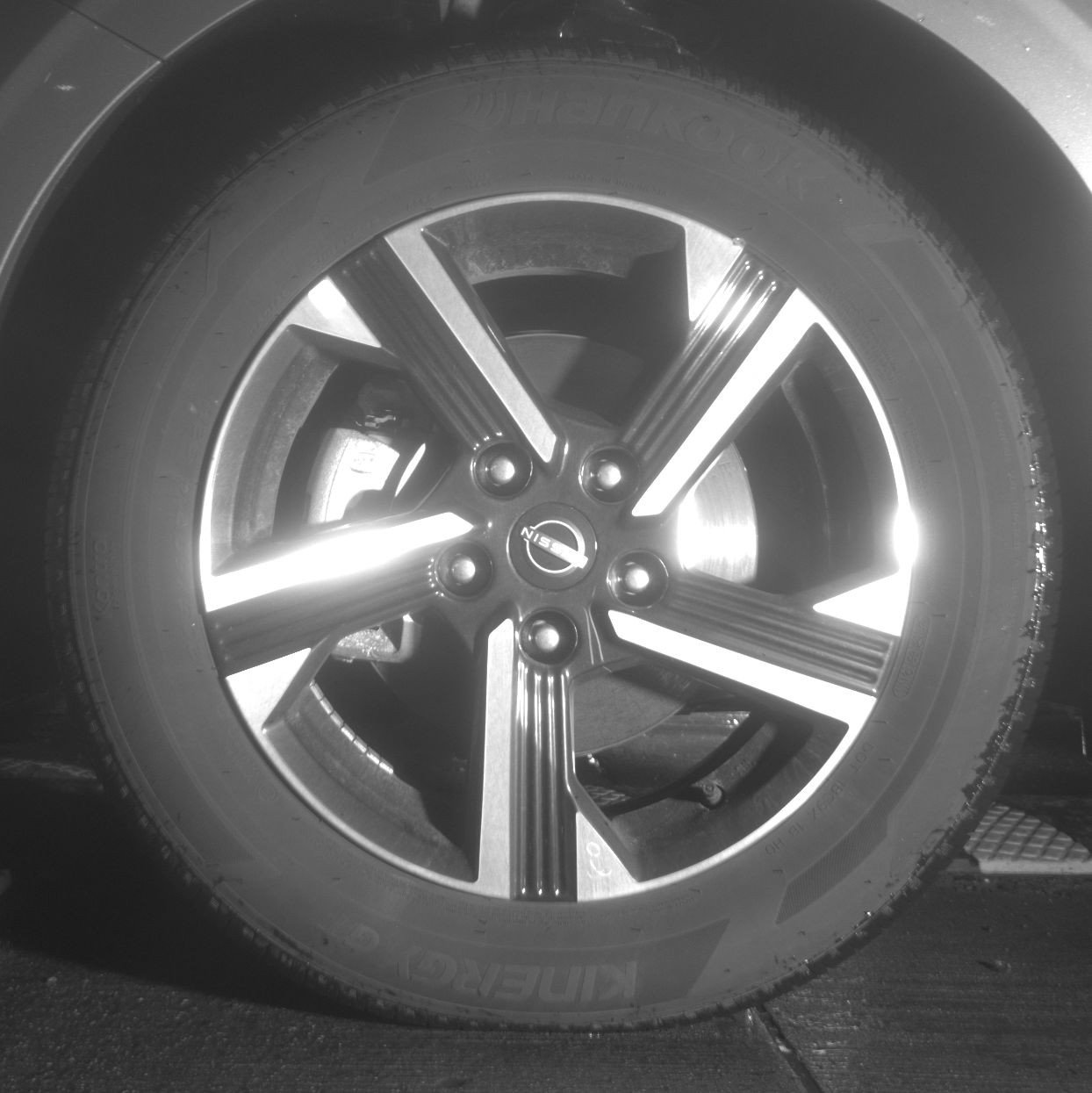 Used 2025 Nissan Sentra SV FWD image 12