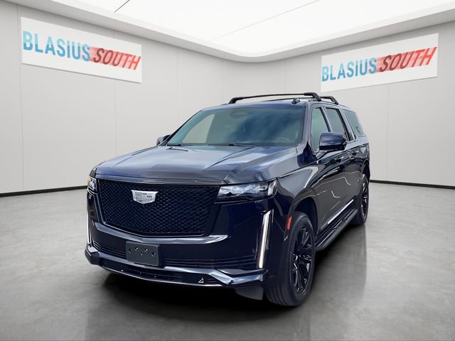 Used 2023 Cadillac Escalade ESV Sport Platinum w/ LPO, ONYX Package AWD/4WD image 7