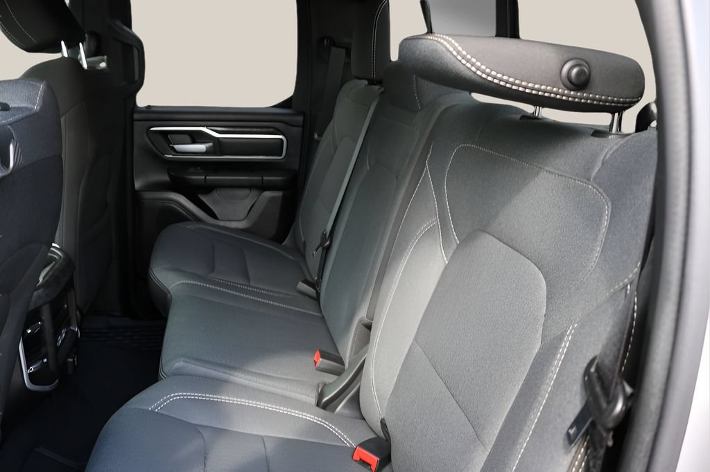 Used 2022 RAM 1500 Big Horn w/ Night Edition AWD/4WD image 15