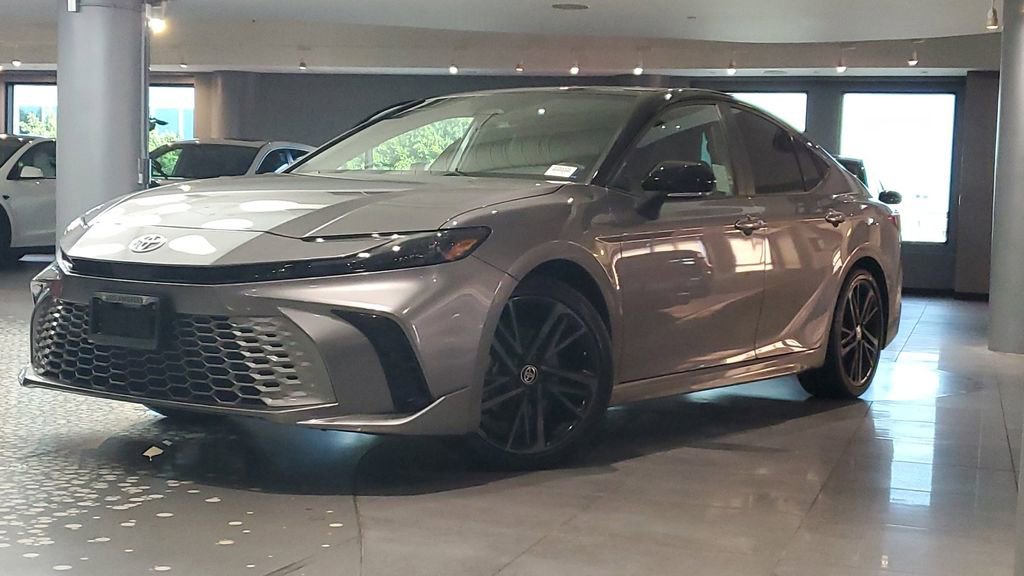 Used 2025 Toyota Camry XSE image 36
