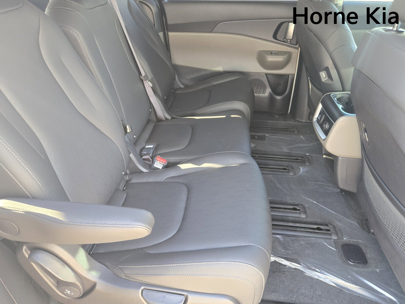 New 2026 Kia Carnival SX image 14