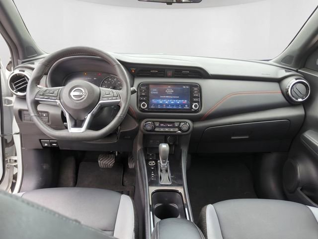 Used 2024 Nissan Kicks SR w/ SR Premium Package FWD image 20