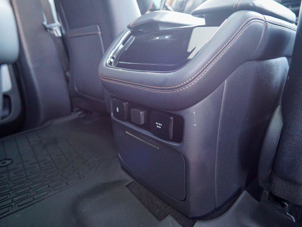 Used 2023 Lincoln Navigator L Black Label AWD/4WD image 41