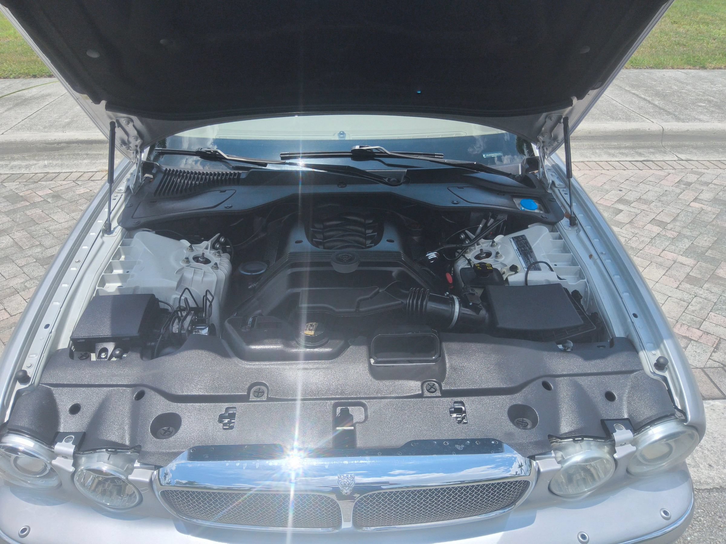 Used 2006 Jaguar XJ Vanden Plas RWD image 43