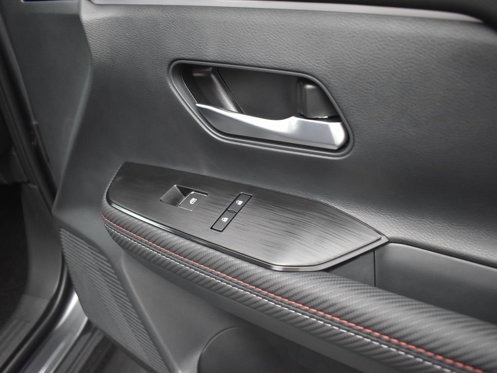 New 2026 Nissan Kicks SR w/ Cold Weather Package image 25