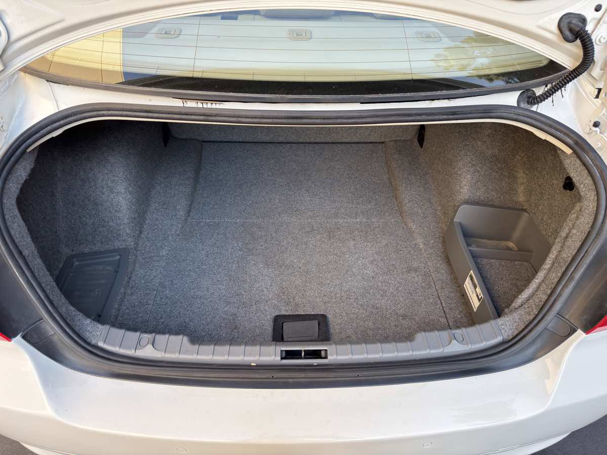 Used 2006 BMW 330i Sedan image 63