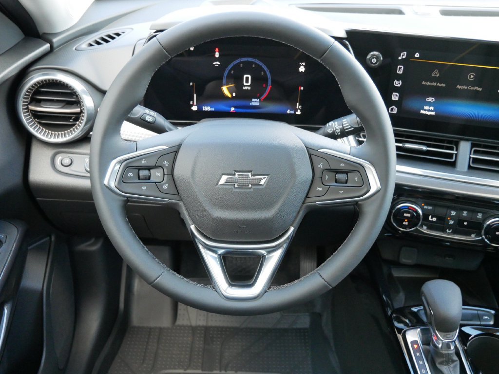 New 2026 Chevrolet Trax ACTIV w/ Sunroof Package FWD image 19