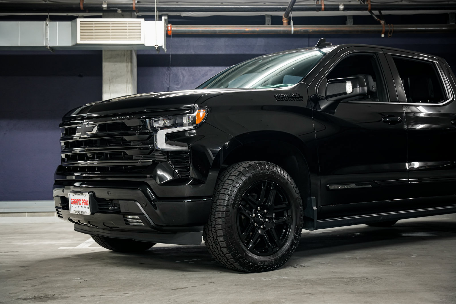 Used 2024 Chevrolet Silverado 1500 High Country w/ Midnight Edition AWD/4WD image 38