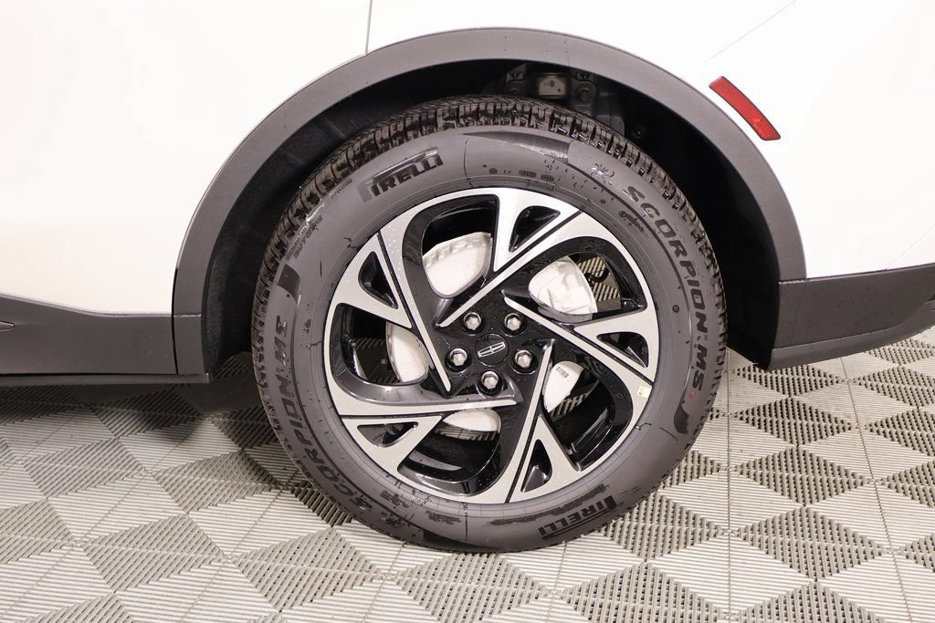 New 2026 Lincoln Nautilus Premier w/ Jet Appearance Package AWD/4WD image 18