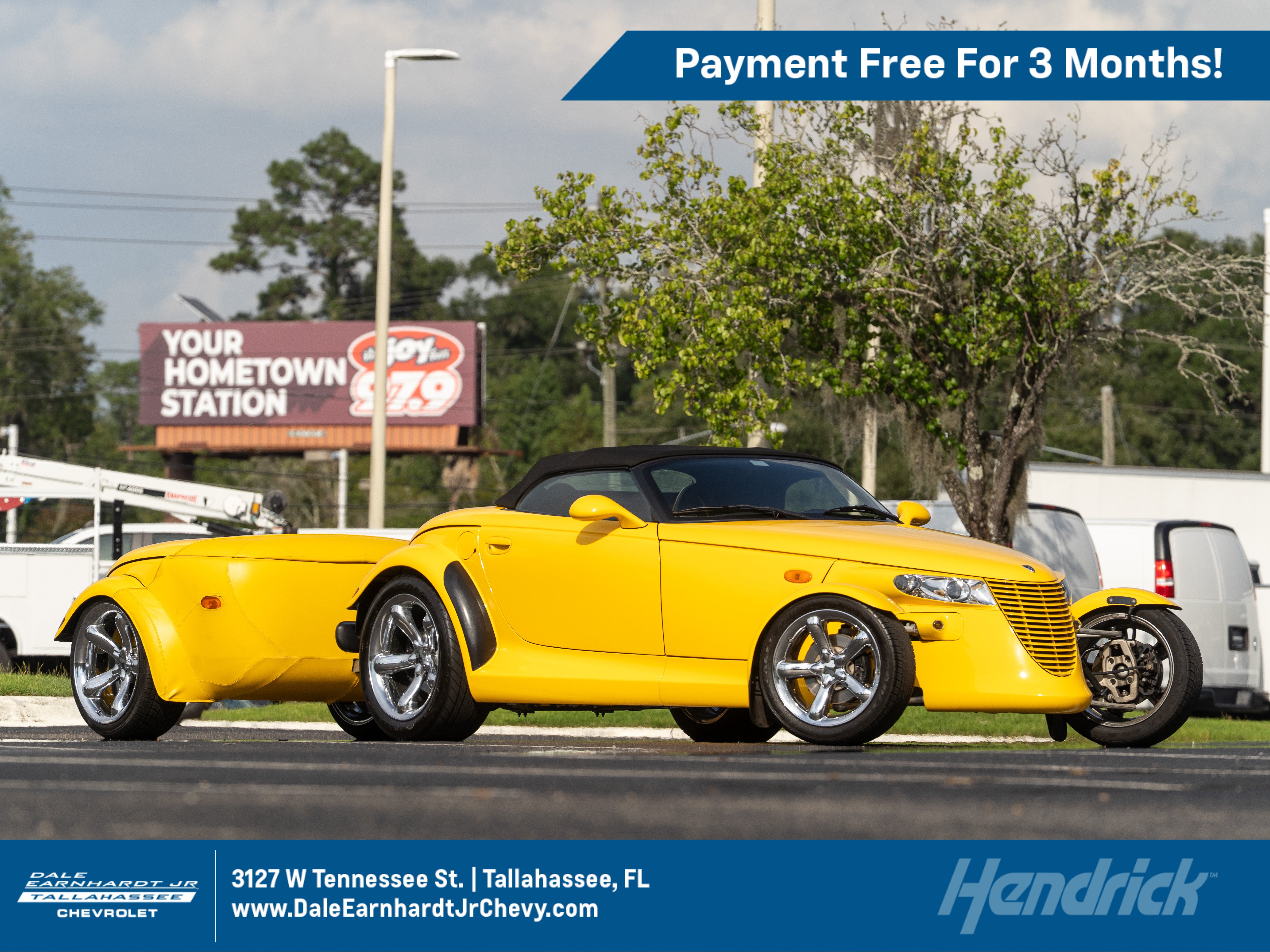 Used 2002 Chrysler Prowler RWD image 1