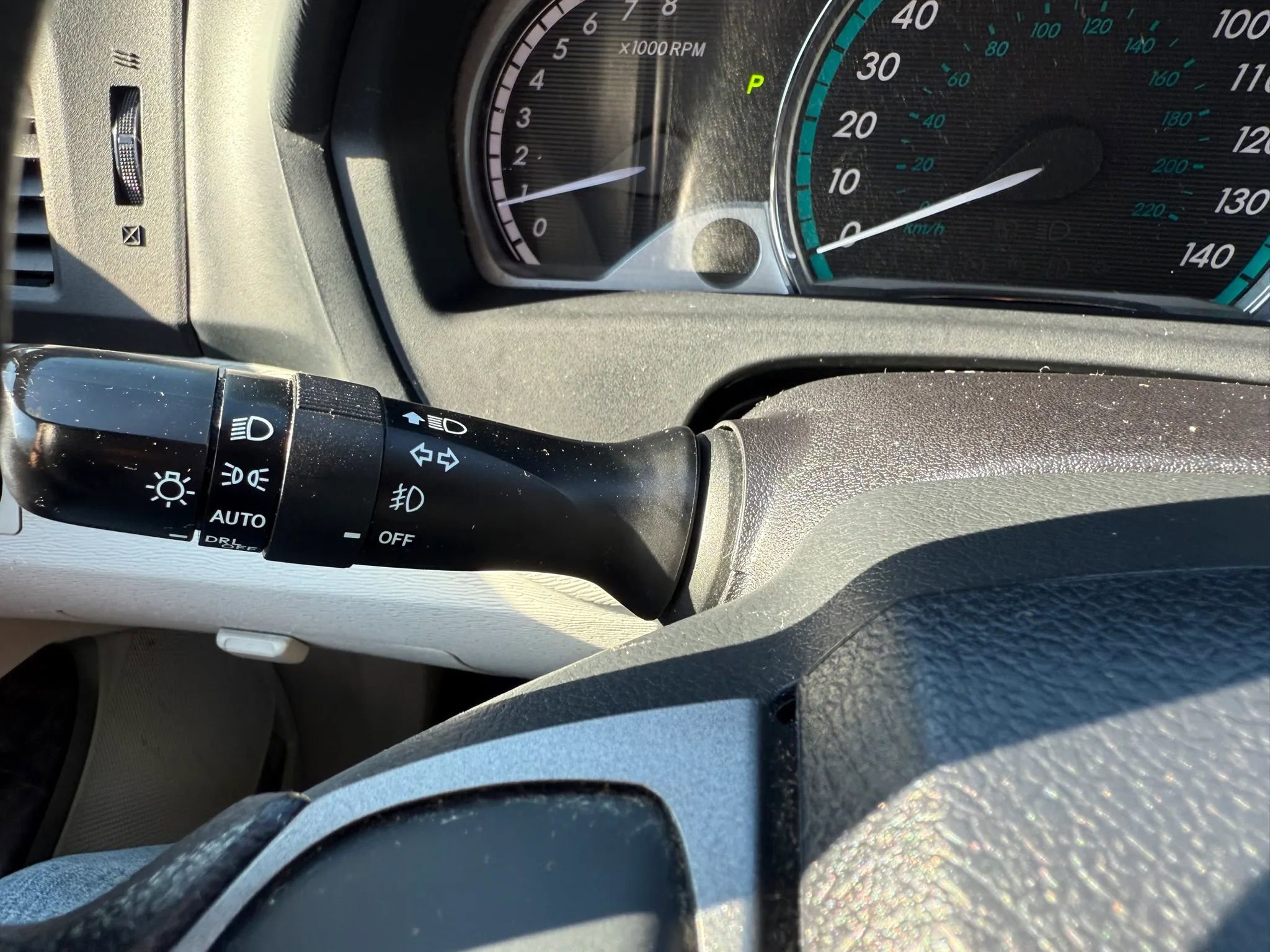 Used 2015 Toyota Venza LE AWD/4WD image 14