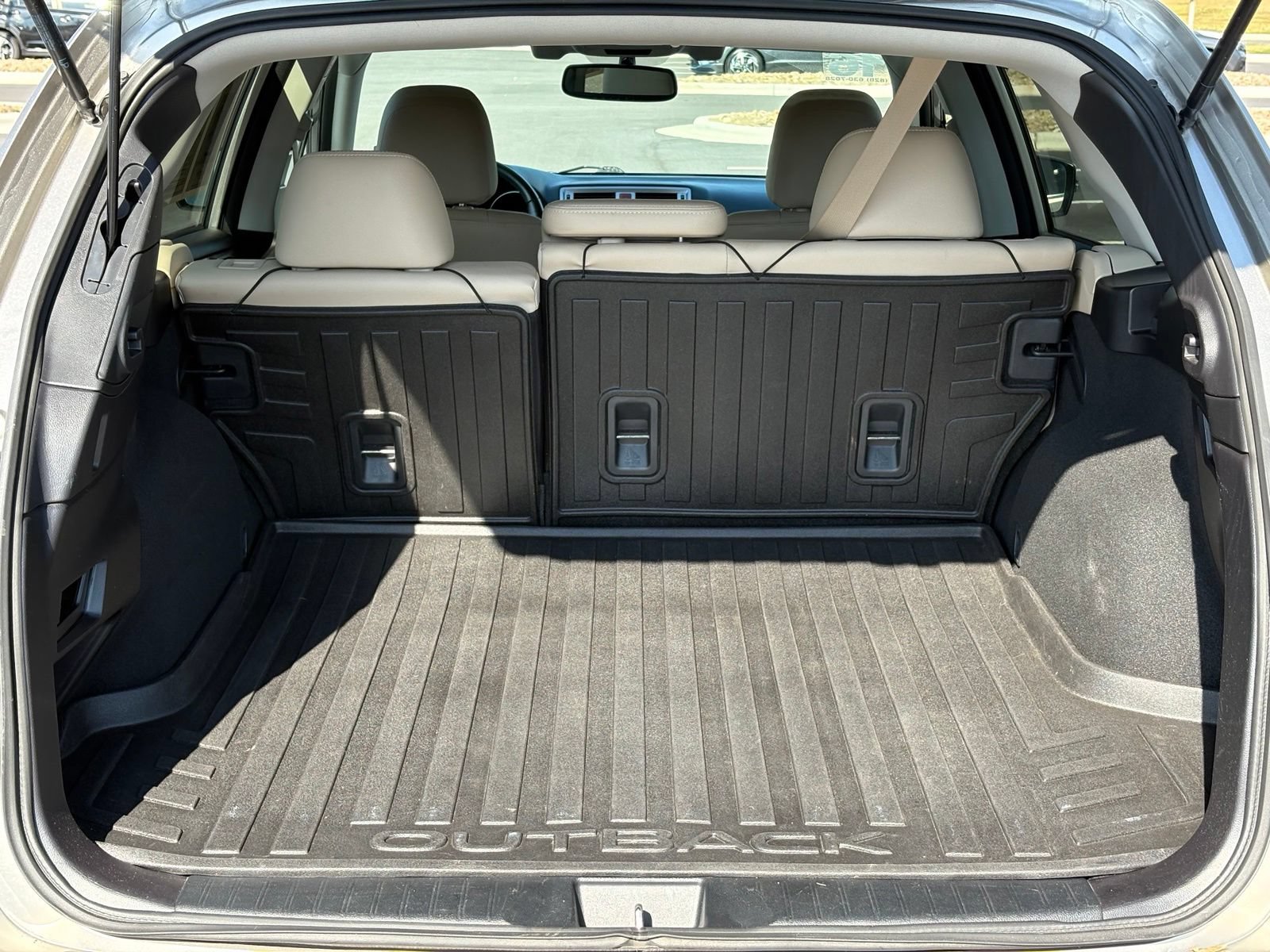 Used 2016 Subaru Outback 2.5i Limited AWD/4WD image 10