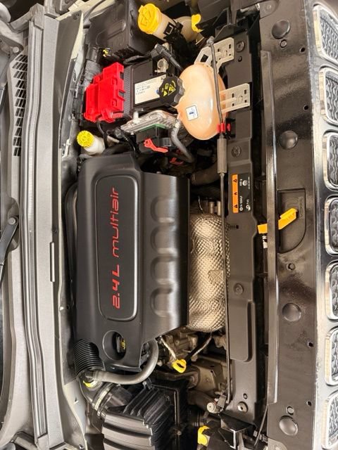 Used 2020 Jeep Renegade Sport AWD/4WD image 30