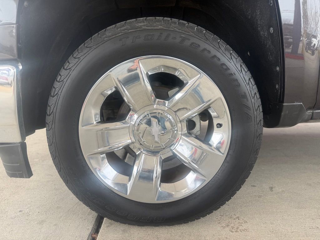 Used 2015 Chevrolet Silverado 1500 LTZ Z71 w/ LTZ Plus Package image 12
