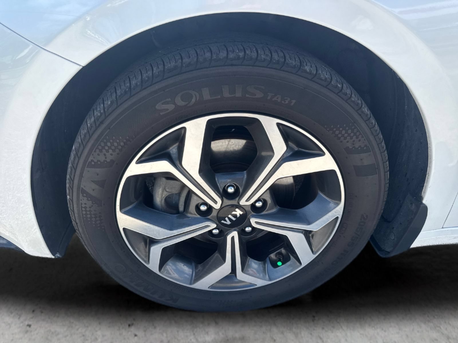Used 2021 Kia Forte LXS FWD image 40