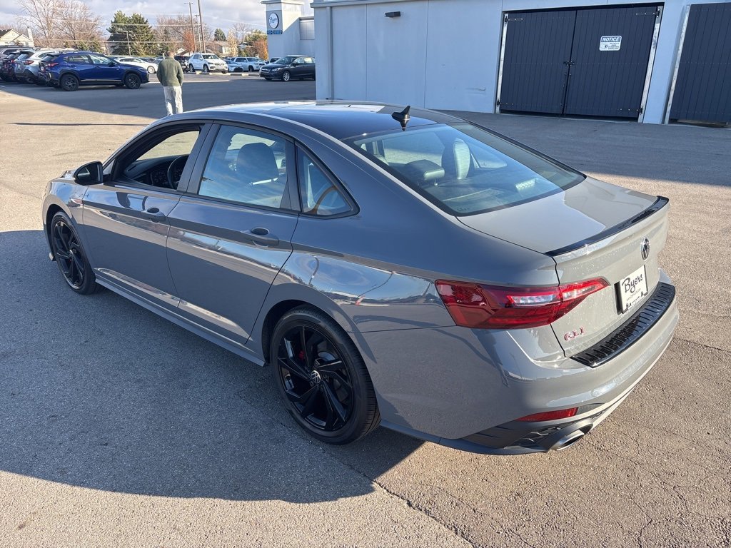 Used 2024 Volkswagen Jetta GLI Autobahn image 5