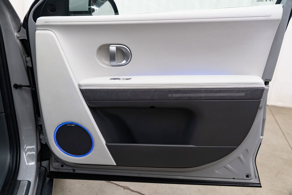 Used 2024 Hyundai Ioniq 5 Limited image 29