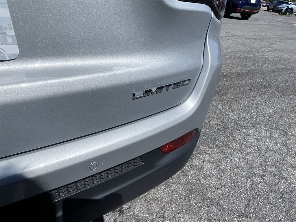 Used 2024 Jeep Compass Limited image 6