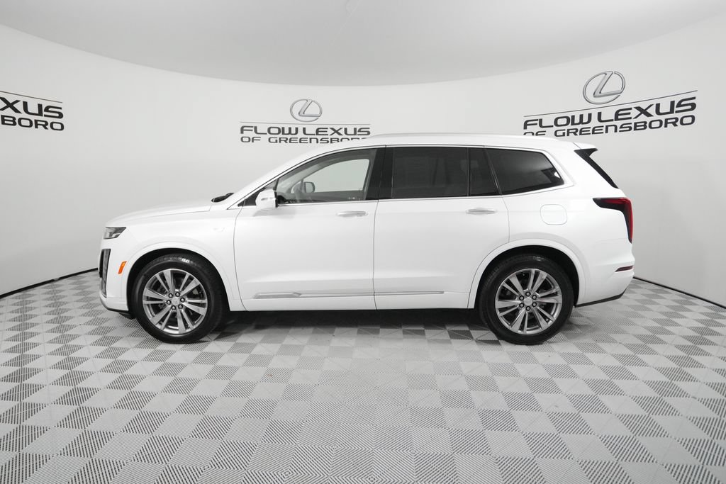 Used 2023 Cadillac XT6 Premium Luxury FWD image 4