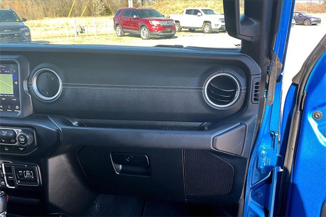 Used 2022 Jeep Wrangler Unlimited Sahara w/ Cold Weather Group image 24