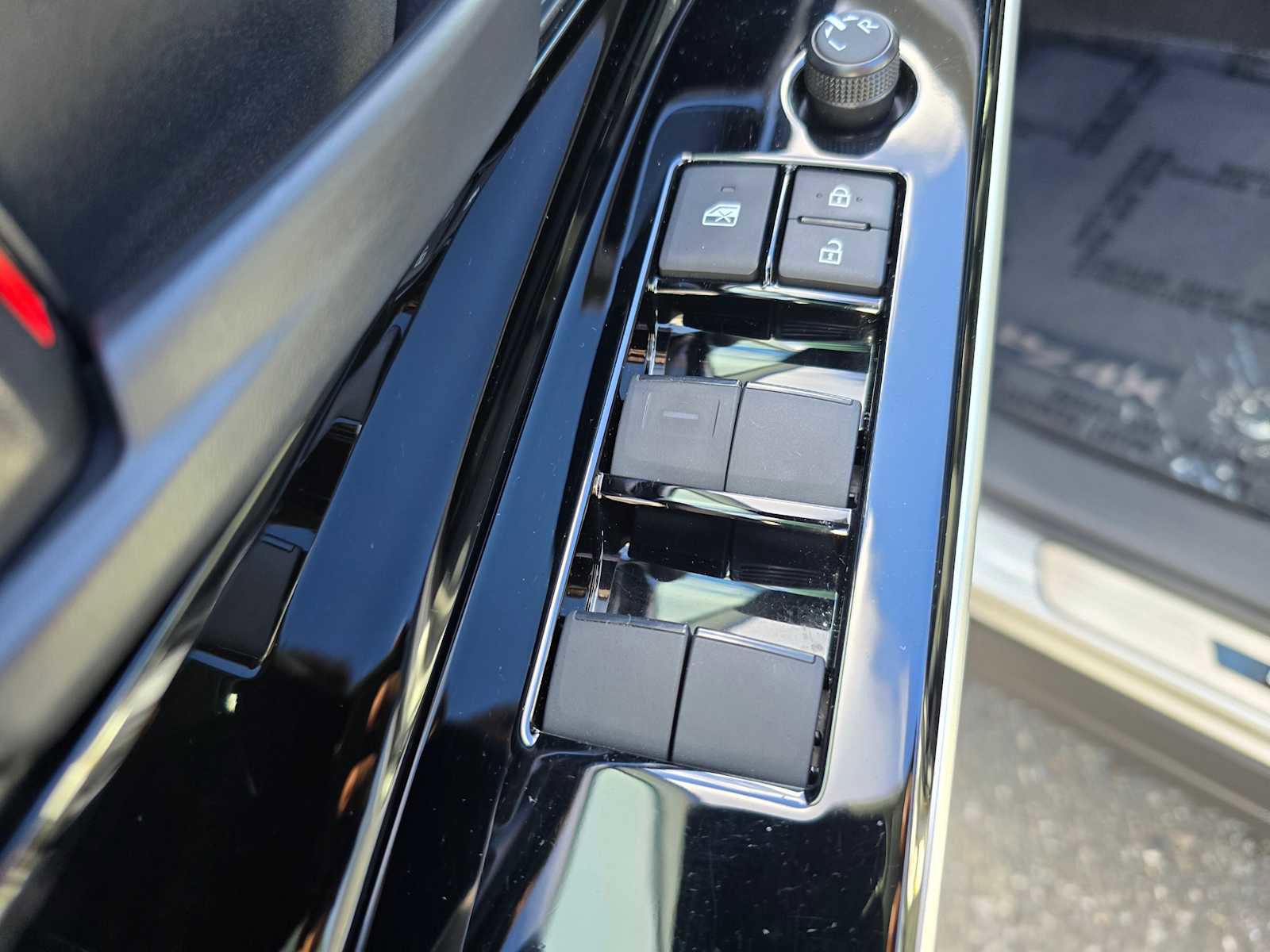 Used 2025 Toyota bZ4X FWD w/ Weather Package image 22