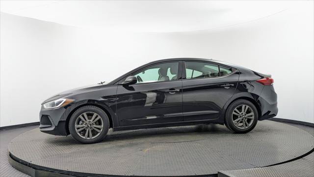 Used 2017 Hyundai Elantra SE FWD image 3