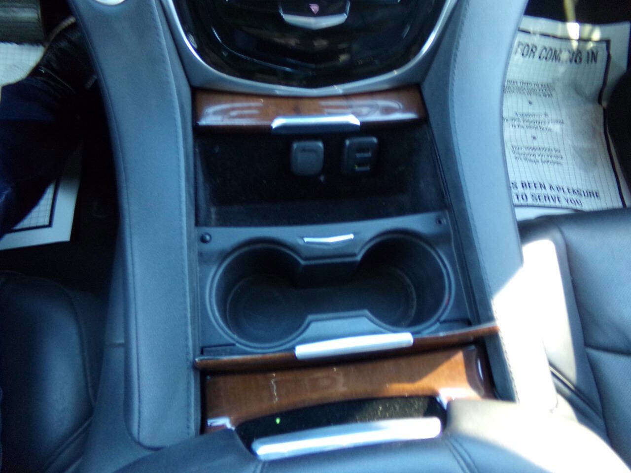 Used 2019 Cadillac Escalade ESV Luxury image 39