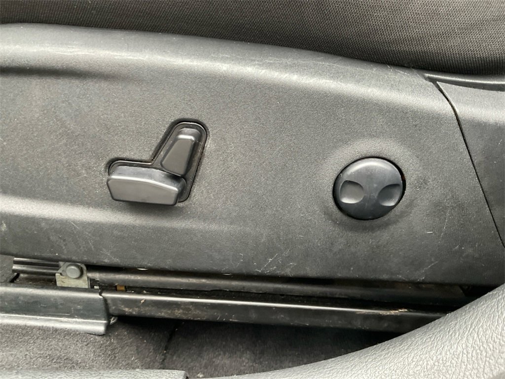 Used 2023 Dodge Charger SXT image 28