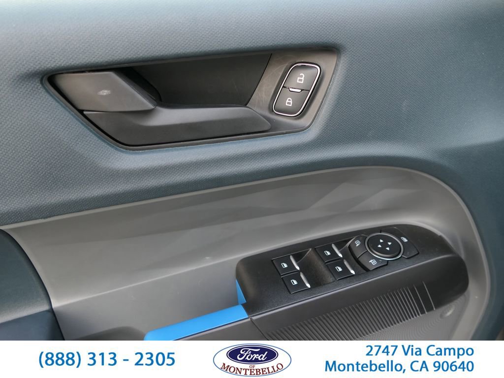 Used 2025 Ford Maverick Lobo image 16