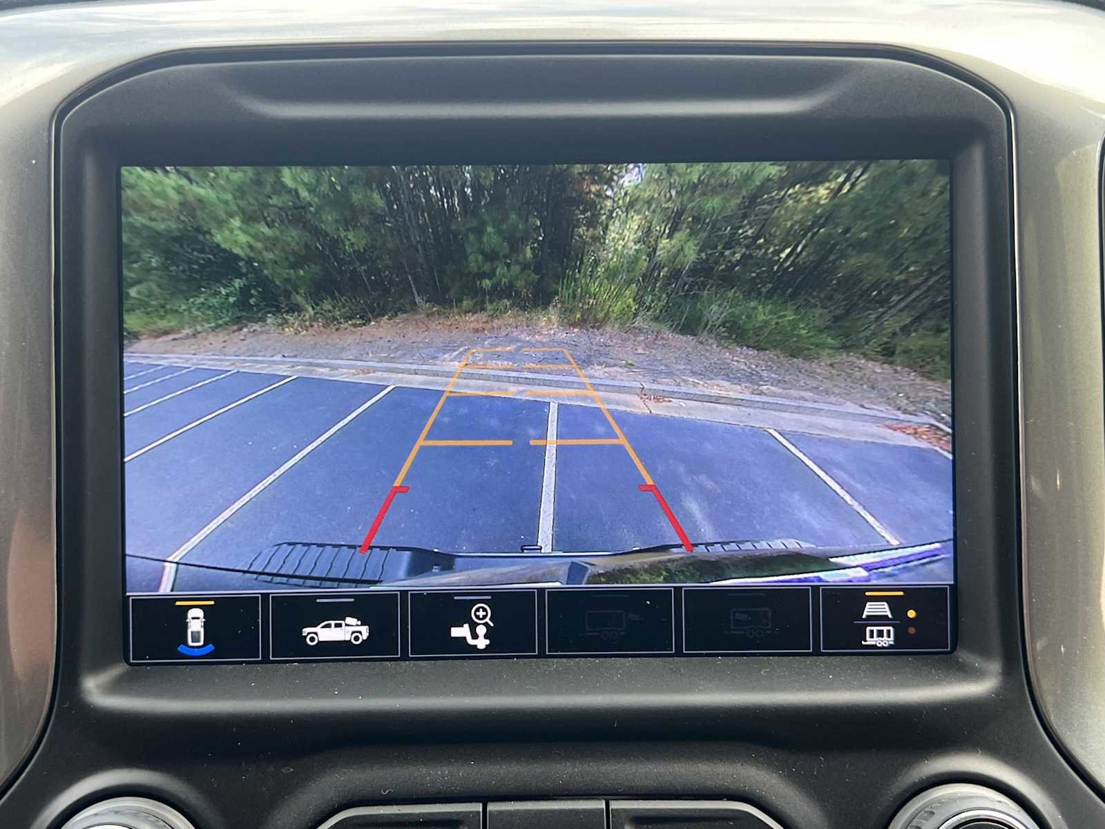 Used 2022 Chevrolet Silverado 2500 LTZ w/ LTZ Plus Package image 3