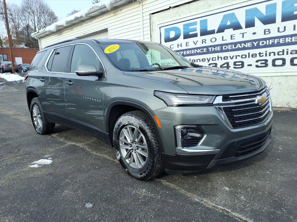 Certified 2023 Chevrolet Traverse LT image 1