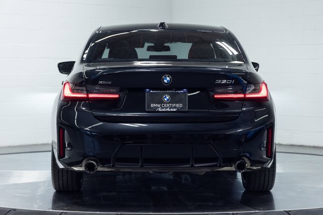Certified 2024 BMW 330i xDrive Sedan w/ M Sport Package AWD/4WD image 7