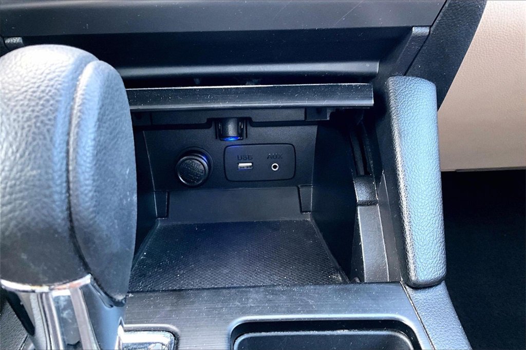 Used 2016 Subaru Legacy 2.5i image 30