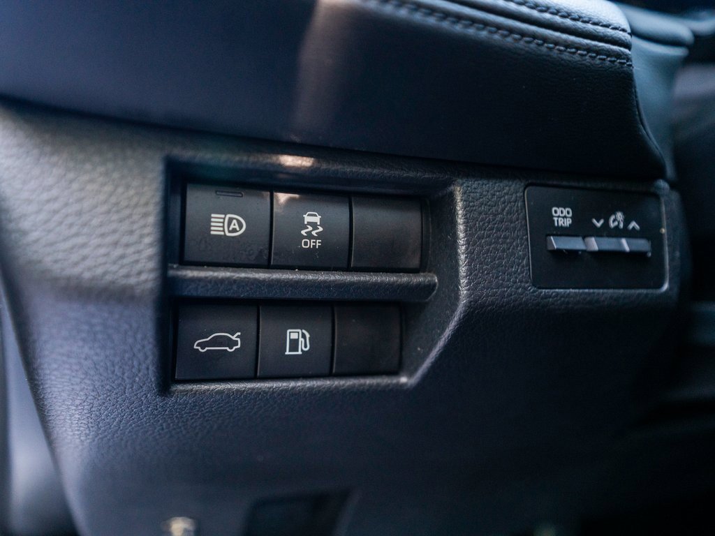 Used 2019 Toyota Avalon XSE image 20