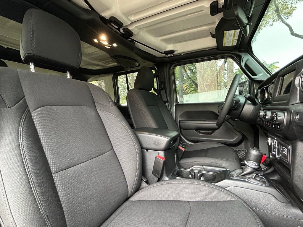 Certified 2023 Jeep Wrangler Unlimited Sport AWD/4WD image 36
