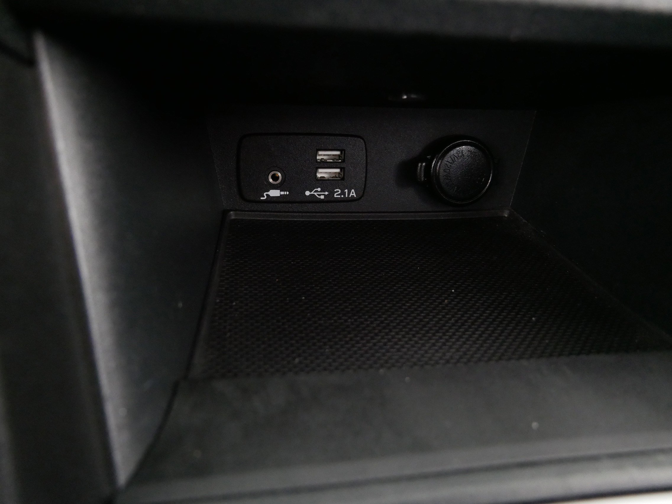 Used 2022 Subaru Impreza 2.0i Premium image 30